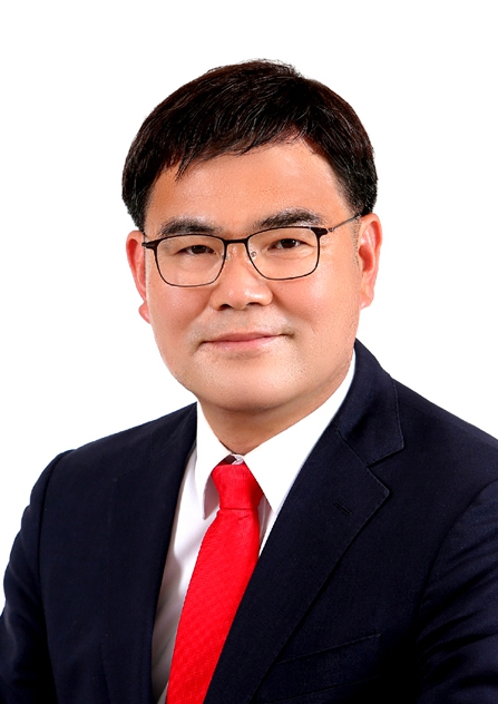 경상남도의회 허동원 도의원, “요양보호사 처우 개선 위한 적극적 제도 마련 시급” 기사 이미지