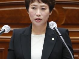 전주시의회, 노인 학대 보호·예방 기반 마련…조례안 가결 기사 이미지