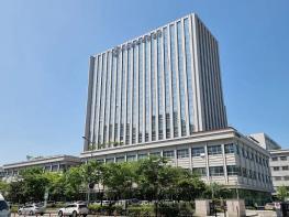 법원, 요양원 입소자 낙상 사고 손해배상 항소심 기각 기사 이미지
