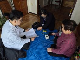 고흥군, ‘노인전담 주치의제’로 어르신 건강한 노후 밀착 지원 기사 이미지