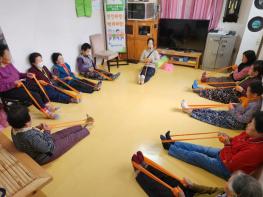 의령군, 어르신 맞춤형 ‘건강바람 백세바람’ 운영 기사 이미지