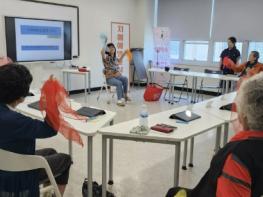 충주시, 노인복지관과 협업 '웹-코트' 프로그램 본격 운영 기사 이미지